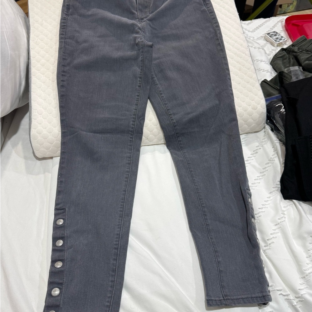 Talbots size 10 Gray Button-Accent Slim Pants